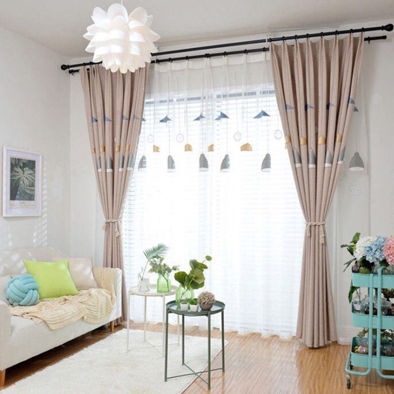 Hoogwaardig Geborduurd Kroonluchtergordijn Op Maat Gemaakt Voor De Woonkamer