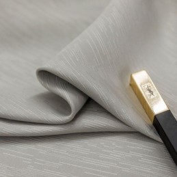 Stevige Gordijnen Voor Verduisteringsraam In De Woonkamer En Slaapkamer